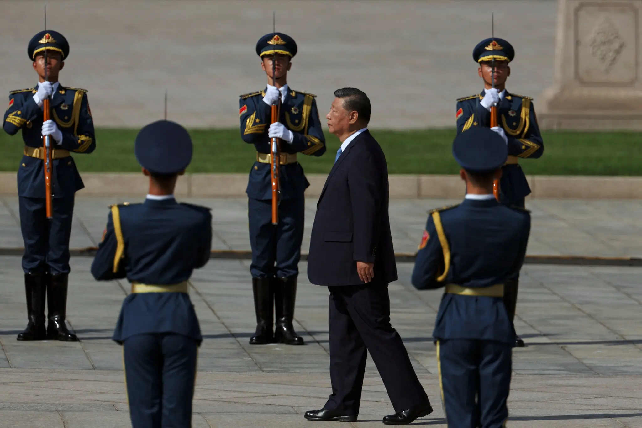 Новий курс Лондона: як зустріч Кіра Стармера із Сі Цзіньпіном змінює баланс між США, Китаєм та інтересами Британії